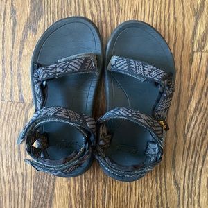 Boy’s size 12 Teva shoes
